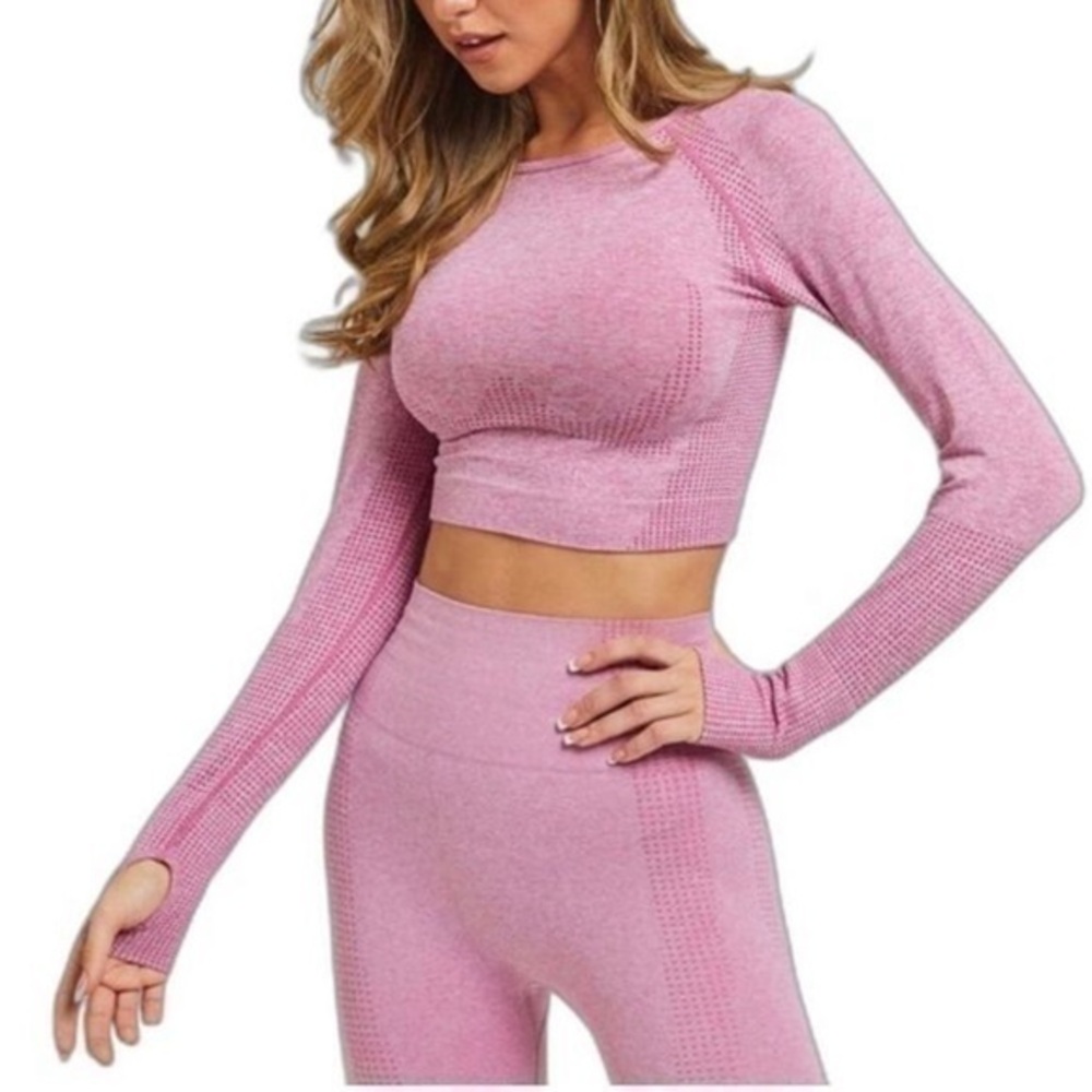 Pink Seamless Athletic Crop Top Medium Long Sleeve Thumbhole Workout Shirt